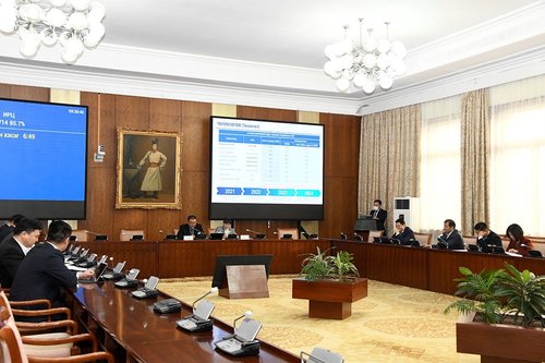 Ерөнхийлөгчийн тухай хуулинд өөрчлөлт оруулах төслийг хэлэлцэнэ